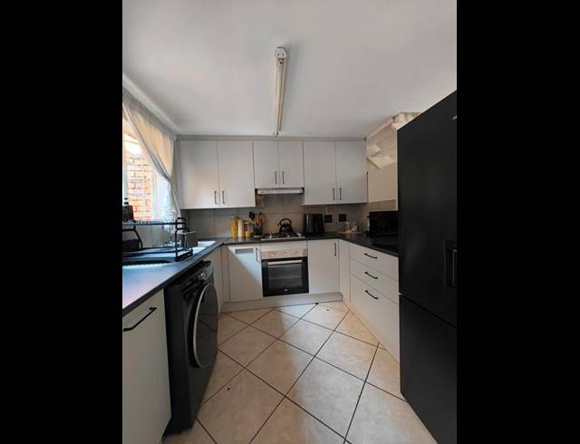 2 BEDROOM DUPLEX FOR SALE IN MORELETAPARK